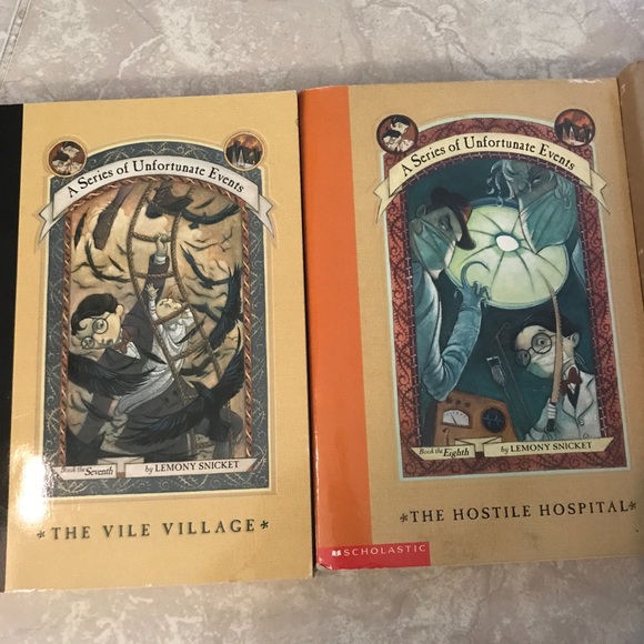 A series of unfortunate events series books - Picture 2 of 4
